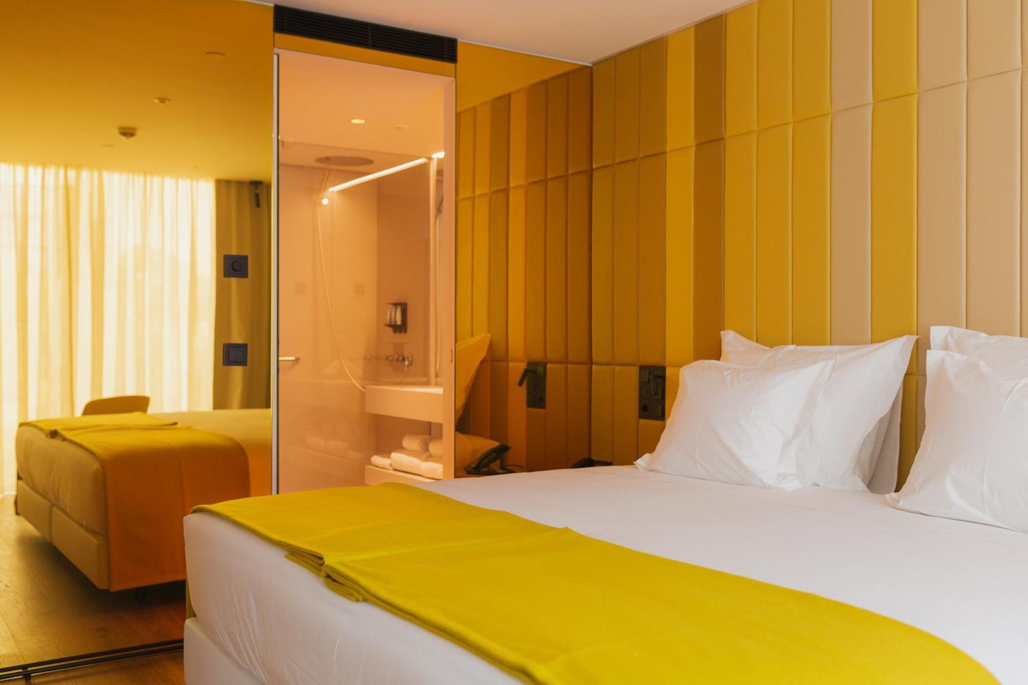 Lumen Hotel & The Lisbon Light Show الغرفة الصورة
